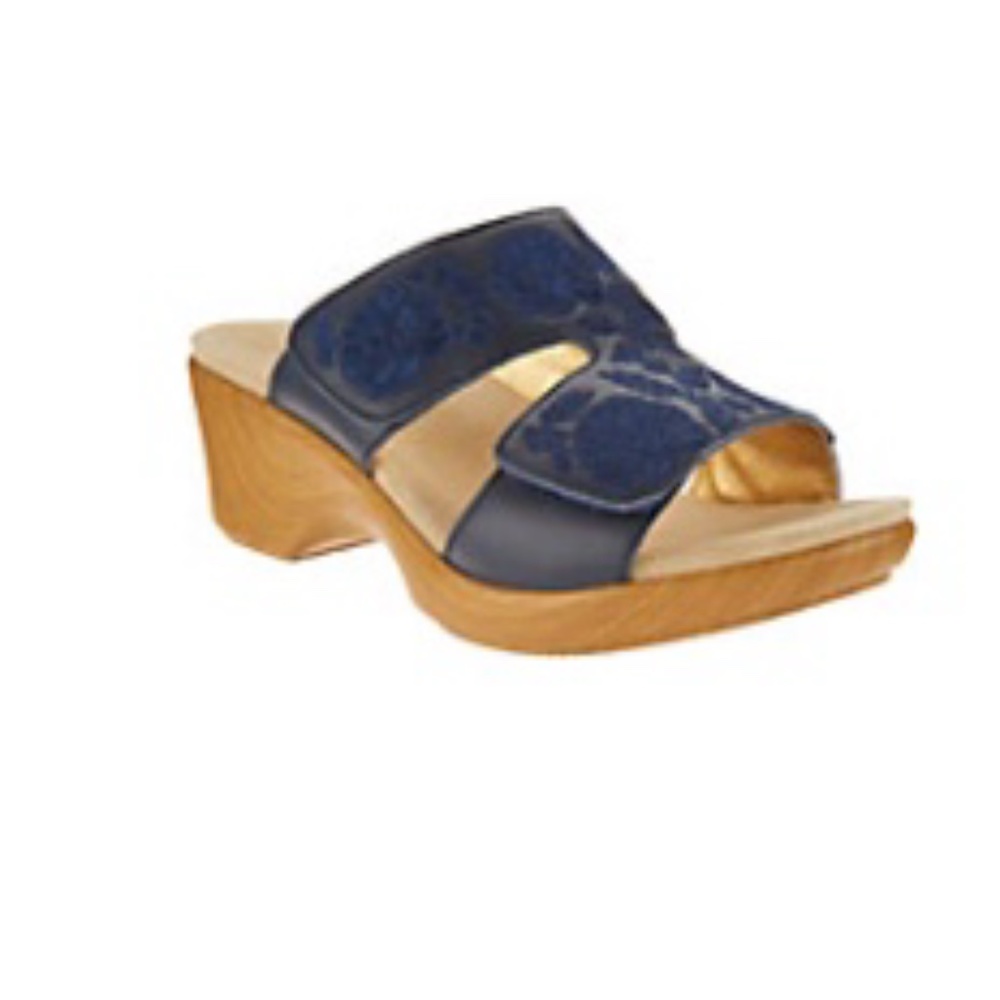 Embroidered Leather Slip-on Wedge Sandals